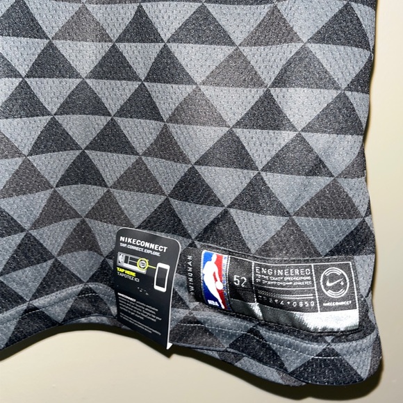 Nike ATLANTA HAWKS ATL Men's Trae Young #11 Swingman Basketball Jersey XL New - Picture 2 of 9